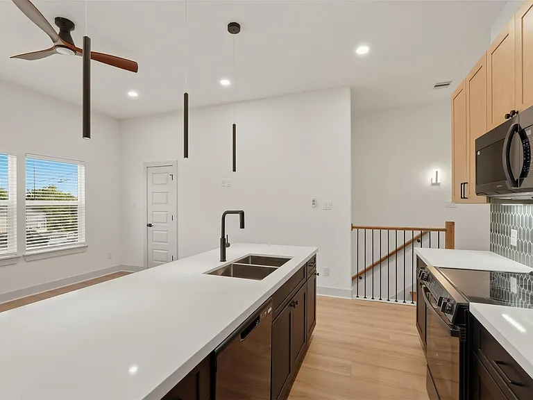 9819 Turnbow St #D — Photo 14