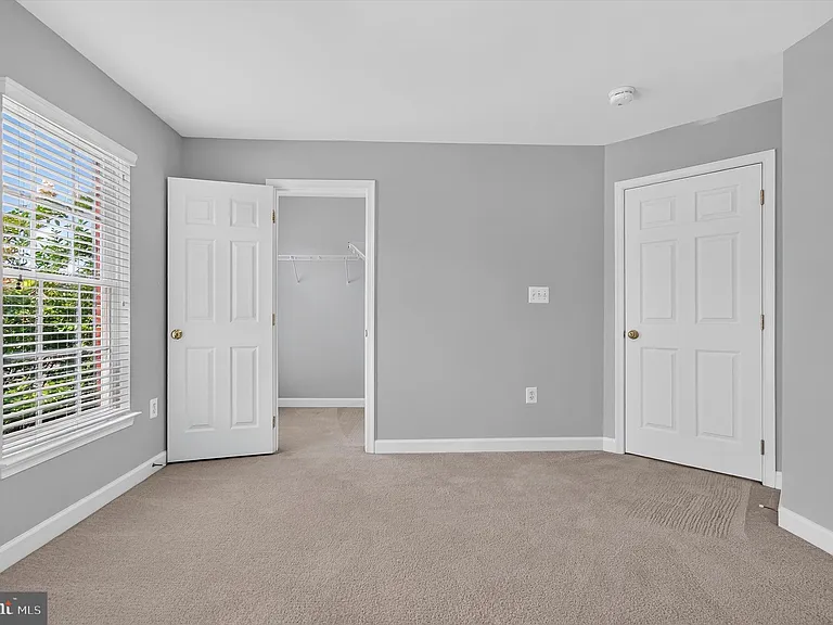 25670 S Village Dr — Photo 34