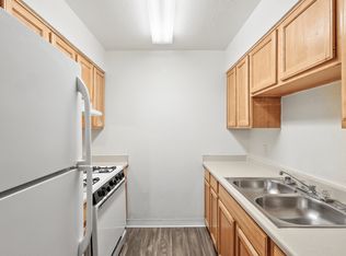 Bella Vista Apartments, Phoenix, AZ 85009