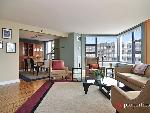 Living Room / Dining Room