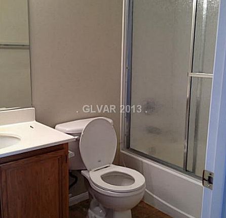 5th image of 3041 Amari Ave