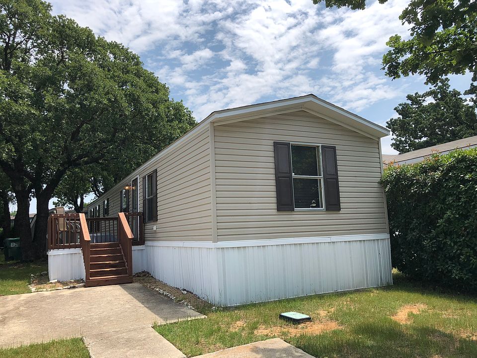 1st image of 9100 Teasley Ln #D31