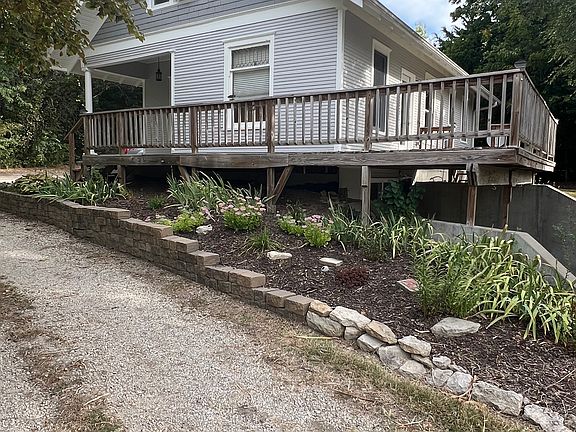 Beautiful flowerbed throughout spring and summer