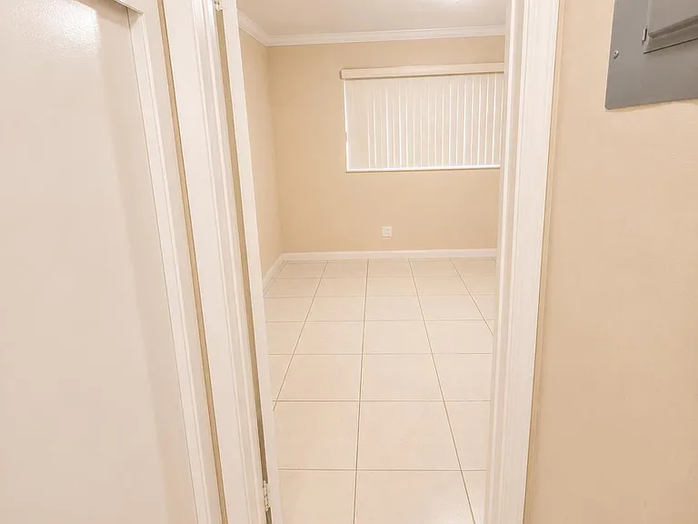 3609 Polk St #2 — Photo 11
