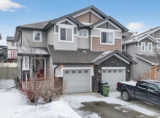 1014 162nd St SW, Edmonton, AB T6W 2G9