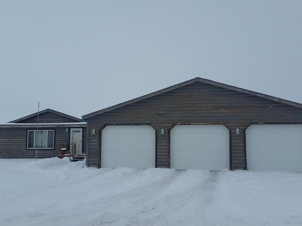 2nd image of 19 Meadow Canyon Dr