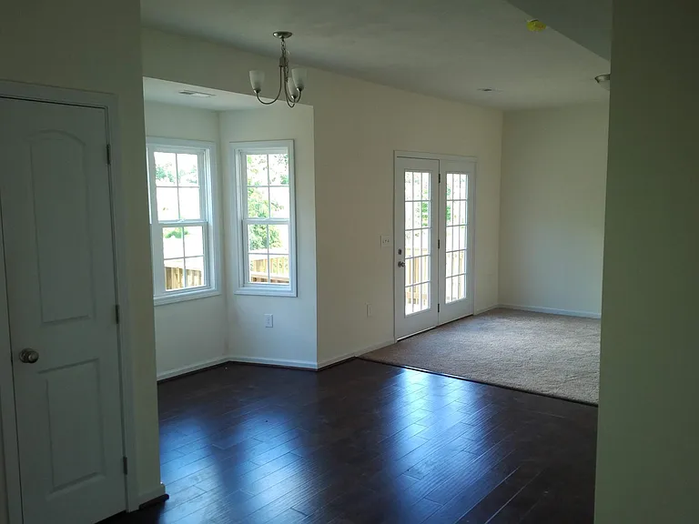 112 Oak Meadow Ln — Photo 14