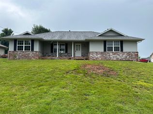 524 N Oakwood Ave, Republic, MO 65738