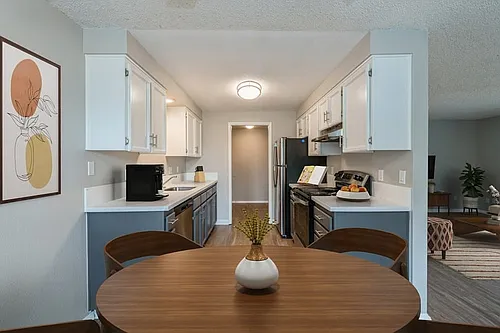 ReNew Rock Creek Townhomes Photo 1
