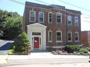 17 Bailey Rd, Watertown, MA 02472