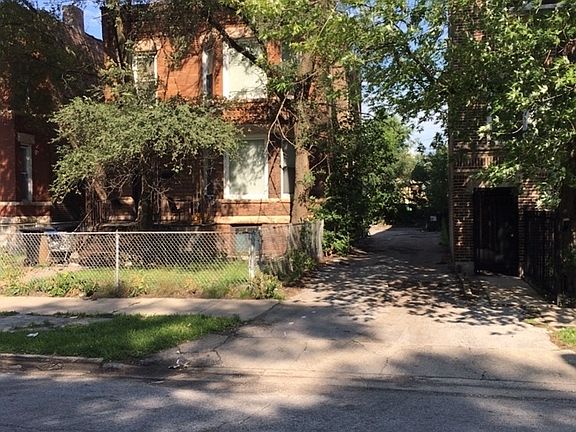 2nd image of 7427 S Eggleston Ave