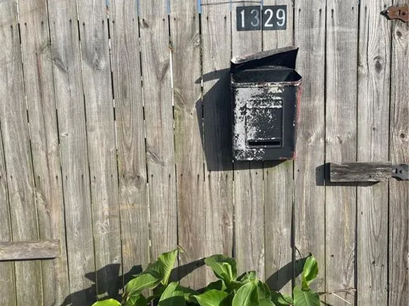 1329 Eagle St, New Orleans, LA 70118