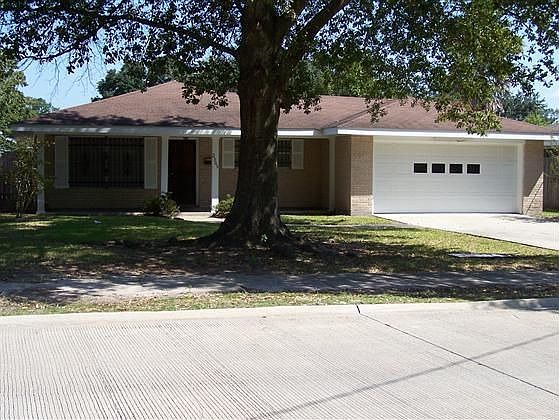 1st image of 2305 14th St