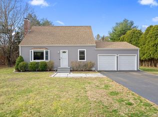 34 Quailcrest Rd, East Lyme, CT 06333