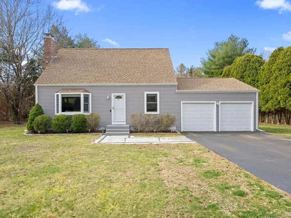 34 Quailcrest Road, East Lyme, CT 06333