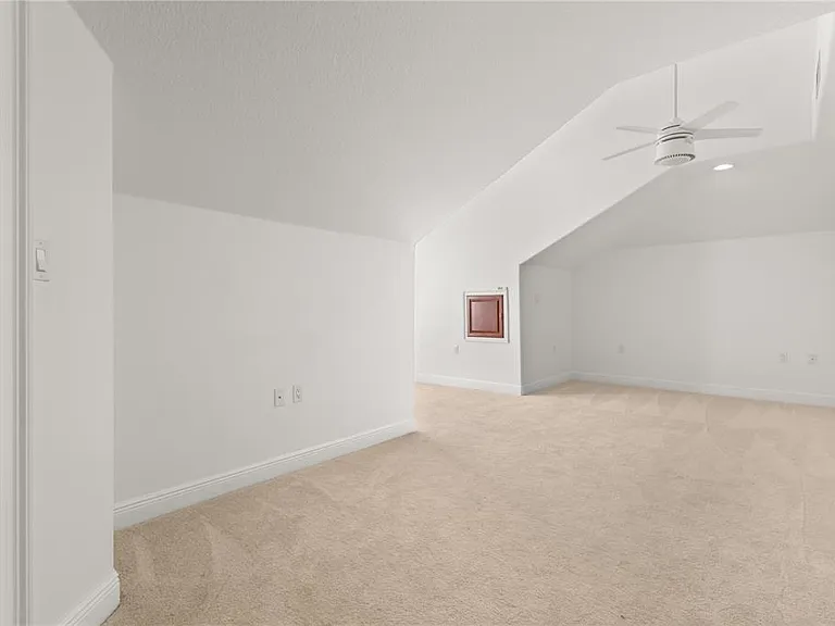 1501 Lake Markham Rd — Photo 88