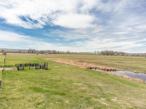 Denittis Ln, Laurel, MT 59044