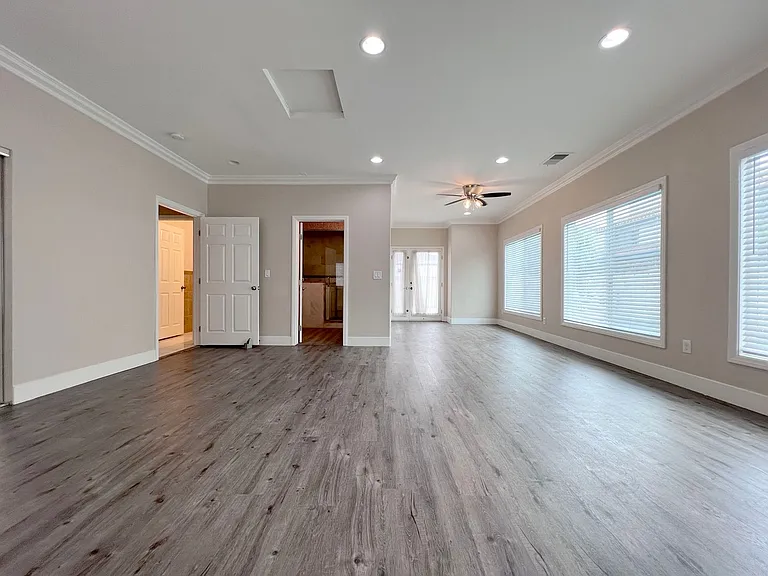 9362 Leilani Dr — Photo 17