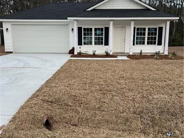 1208 Market St, Darien, GA 31305
