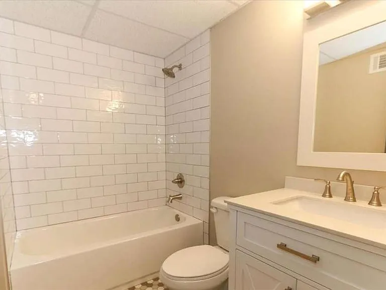 3406 Salem East Dr SE — Photo 13