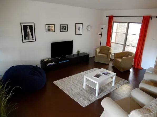 9106 Emberglow Ln, Dallas, TX 75243