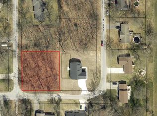 2029 Ironwood St SW, Demotte, IN 46310