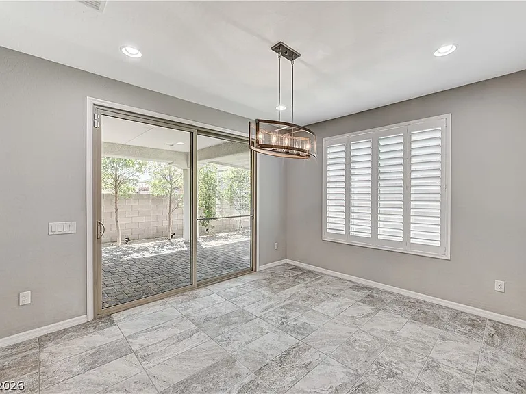 3741 Glasstop Dr — Photo 14