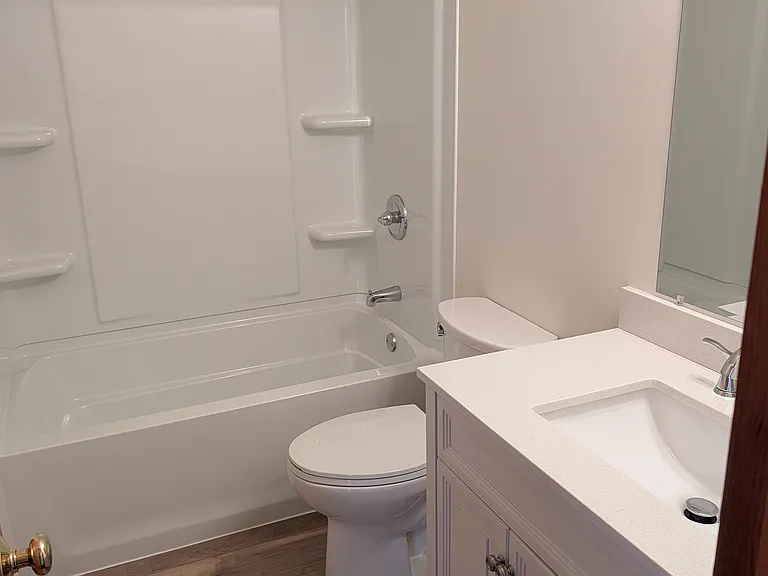 490 Ormond Ave #1-2W — Photo 2