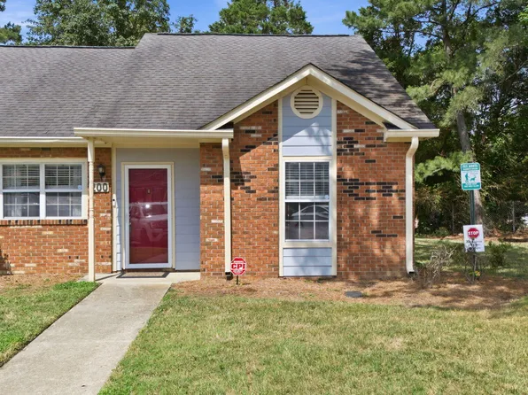 200 Old Spring Hill Ln, Fuquay Varina, NC 27526