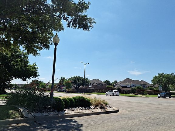 2nd image of 4175 Peace Dr