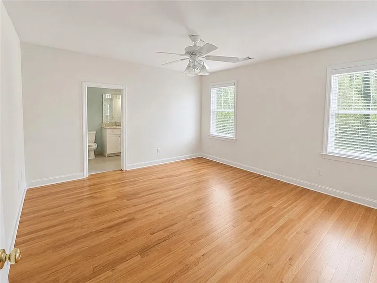 479 Woodward Ave SE — Photo 12