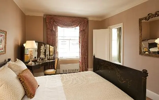 Sold by Corcoran | media 11