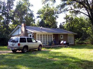 1081 Carruth Dr, Summit, MS 39666