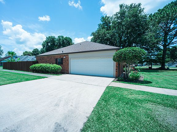 5th image of 101 Presbytere Pkwy