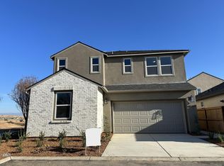 4049 Joseph Ln, Madera, CA