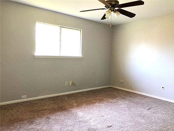 2nd image of 3713 Thornberry Ct