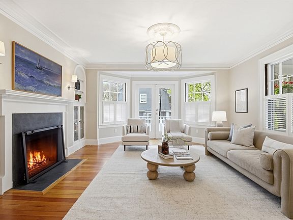 5th image of 216 Highland Ave