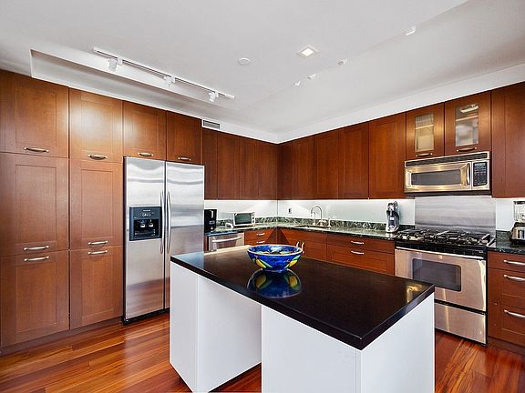 5th image of 272 W 107th St APT 11C