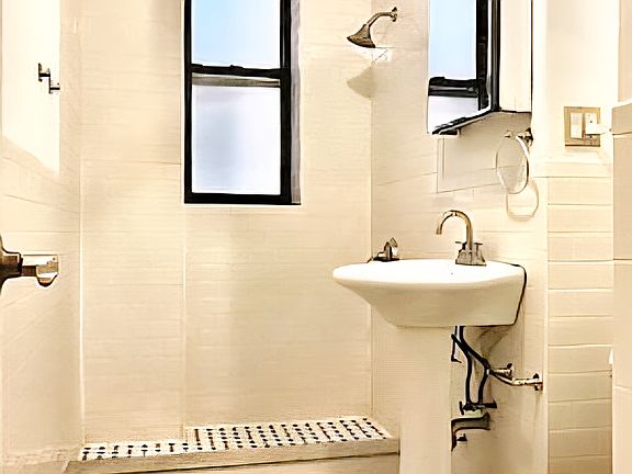 4th image of 136 W 111th St APT 2RW