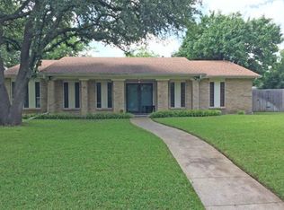 513 Brookshire Ln, Richardson, TX 75080