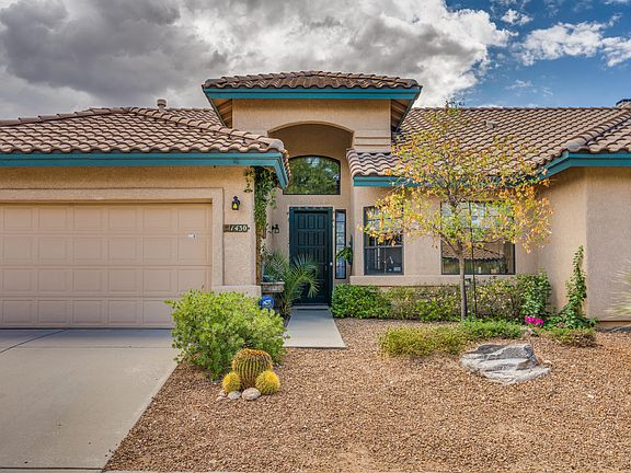 3rd image of 1430 E Sonoran Desert Dr