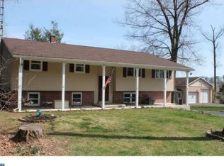 31 Second Mountain Rd, Pine Grove, PA 17963