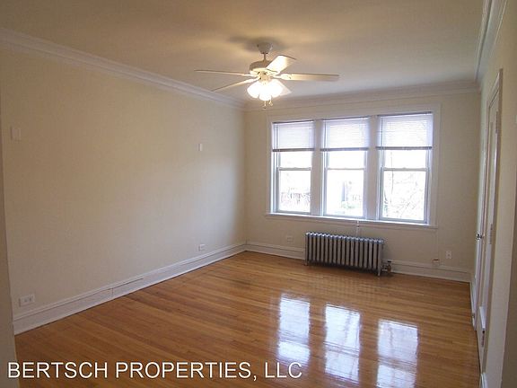 2nd image of 4807 N Fairfield Ave APT 36