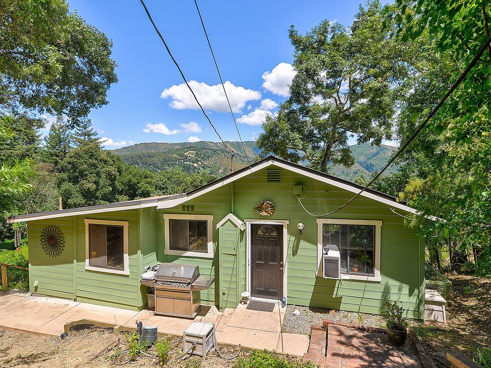 1st image of 21440 Geraldine Ct