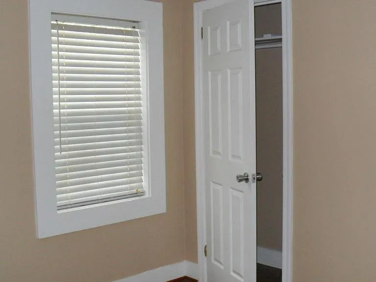 1116 E Glenn Ave — Photo 7