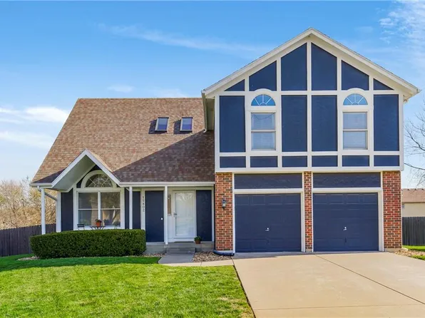 15802 Horton Ln, Overland Park, KS 66223