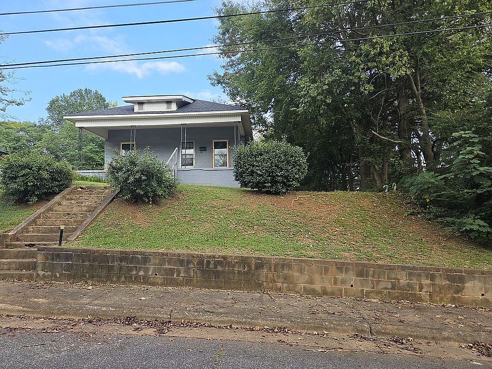 1st image of 77 13th St SE