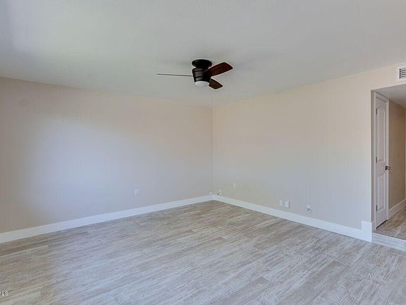 4th image of 8710 E Emelita Ave