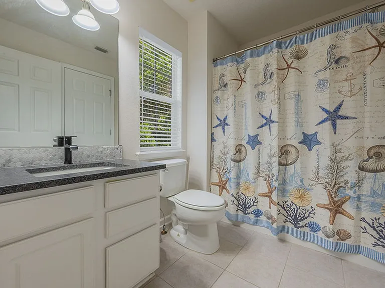 11310 Campfield Cir — Photo 24