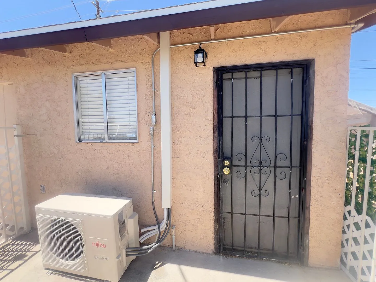 1 bed and 1 bath located in Henderson, NV! — Photo 1
